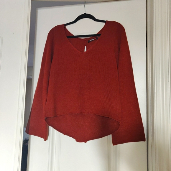 Maroon Knit Sweater size XL - Picture 2 of 4